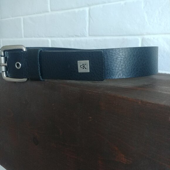 Calvin Klein genuine leather black belt silver buckle Medium - Picture 2 of 13